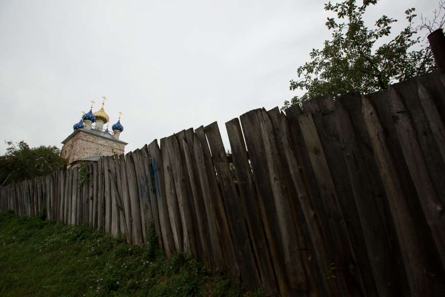 храм на холме: Храм на холме в городе Ярославль, Россия.